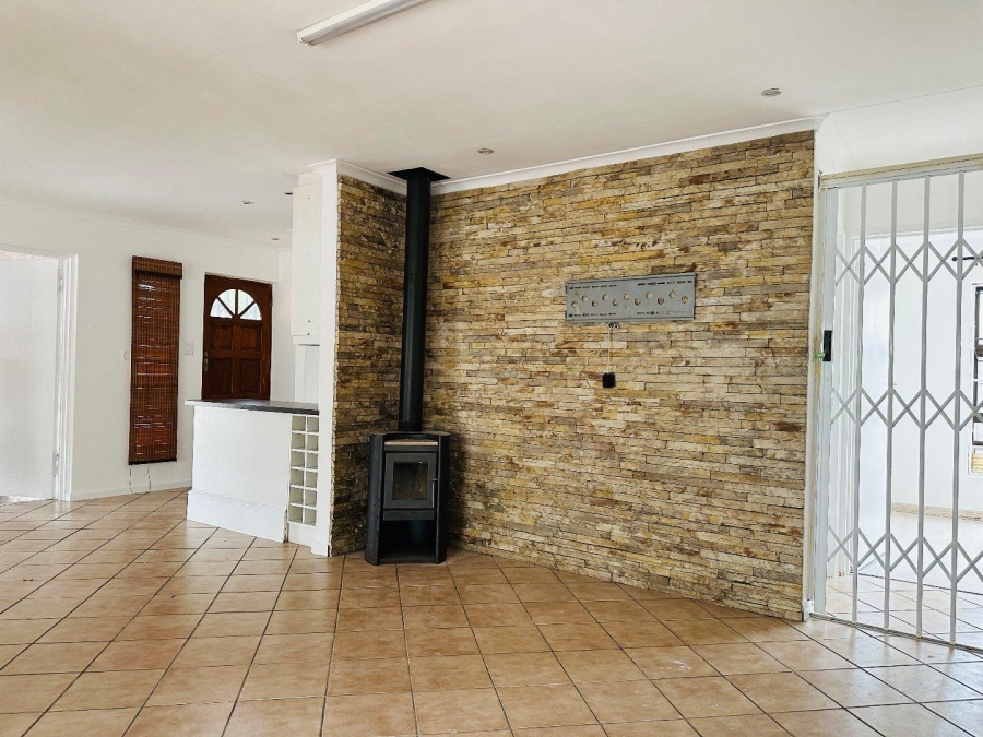 3 Bedroom Property for Sale in Parklands Western Cape